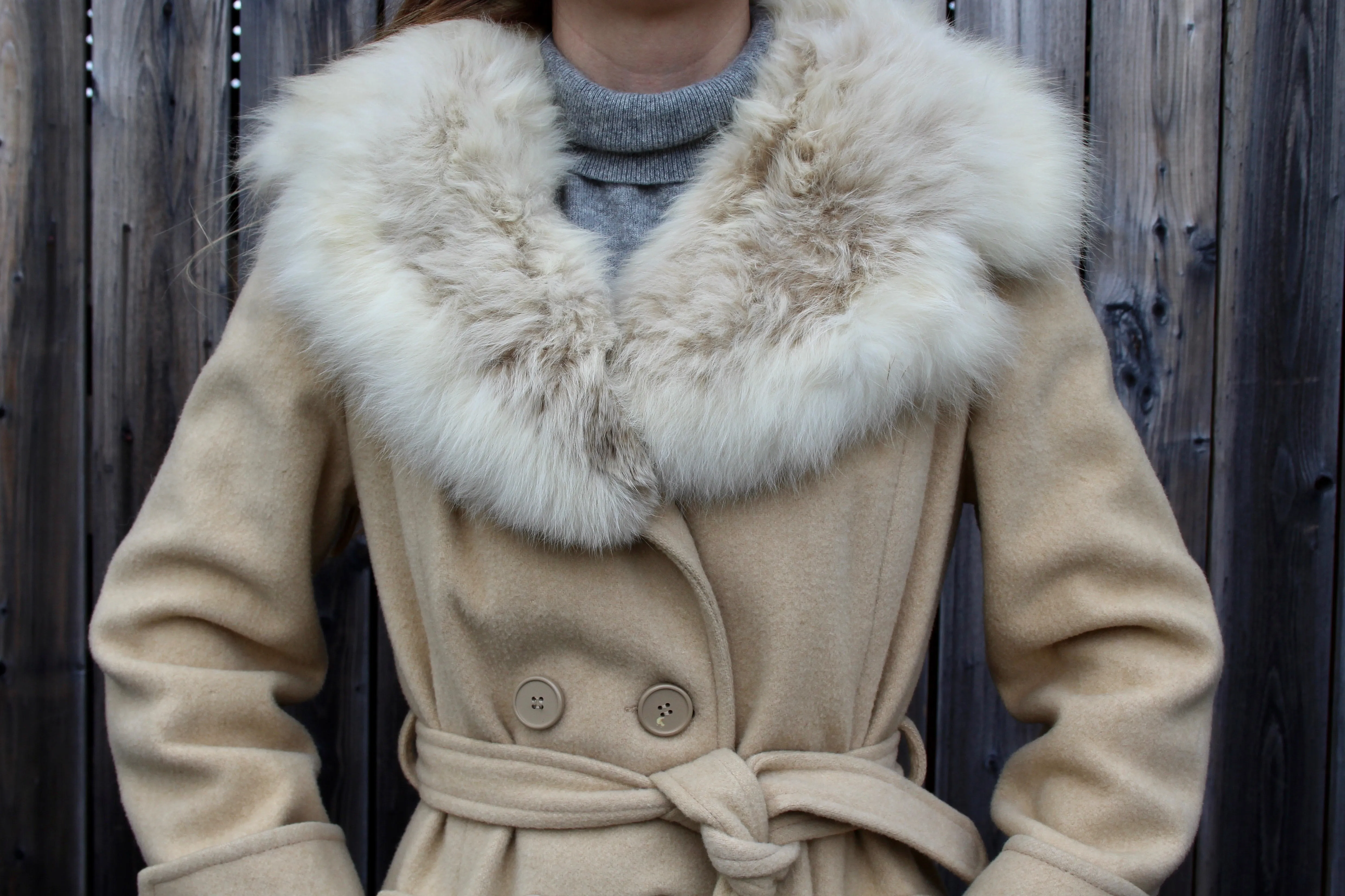 1970s 100% Wool Belted Trench Coat with Fur Trim - XS/S