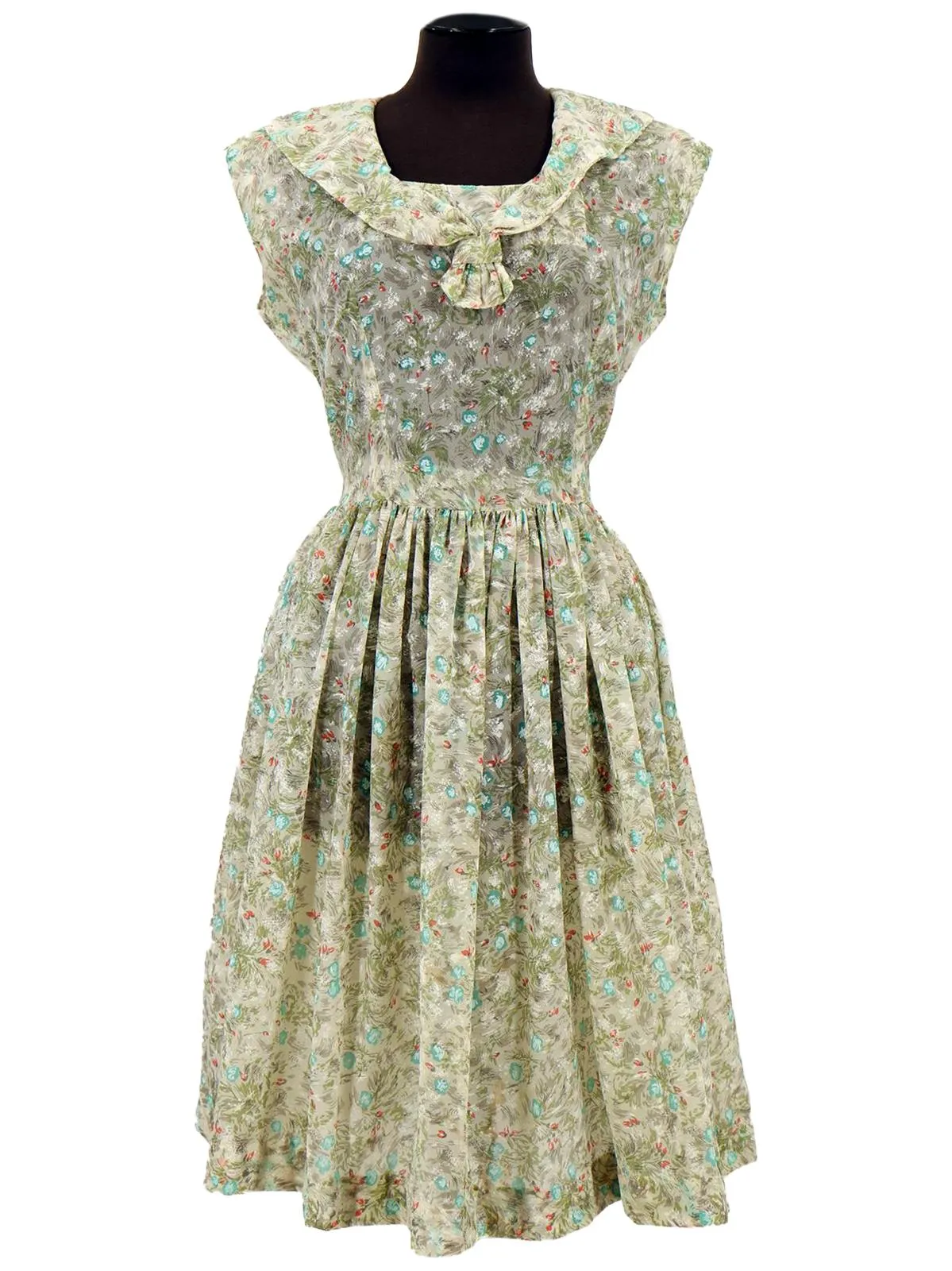 Crimped Nylon Rose Print Fifties Dress