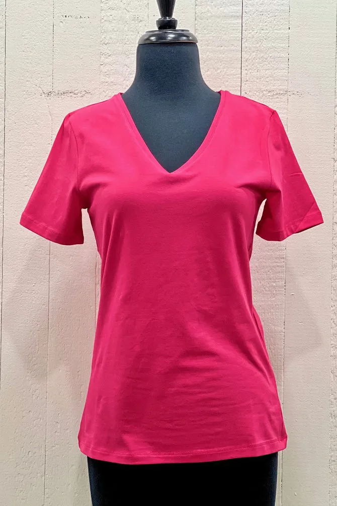 Dolcezza Essential Basics Fuchsia V-Neck Knit Pullover