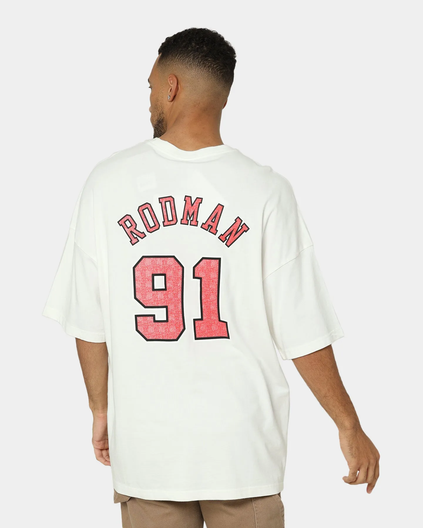 Mitchell & Ness Chicago Bulls Dennis Rodman #91 N & N Oversized T-Shirt Vintage White