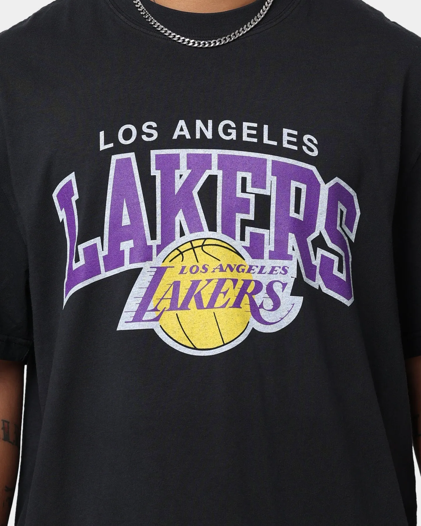 Mitchell & Ness Los Angeles Lakers Vintage Arch Short Sleeve T-Shirt Black