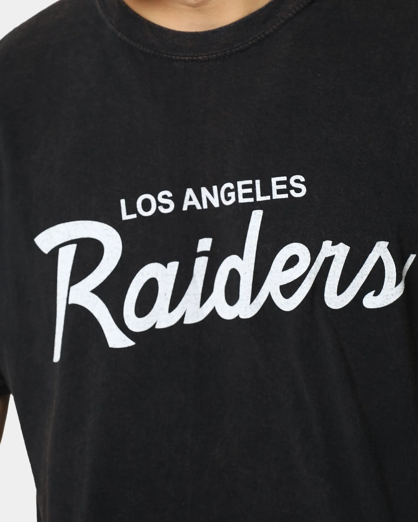 Mitchell & Ness Men's Los Angeles Raiders Script Wordmark T-Shirt Black