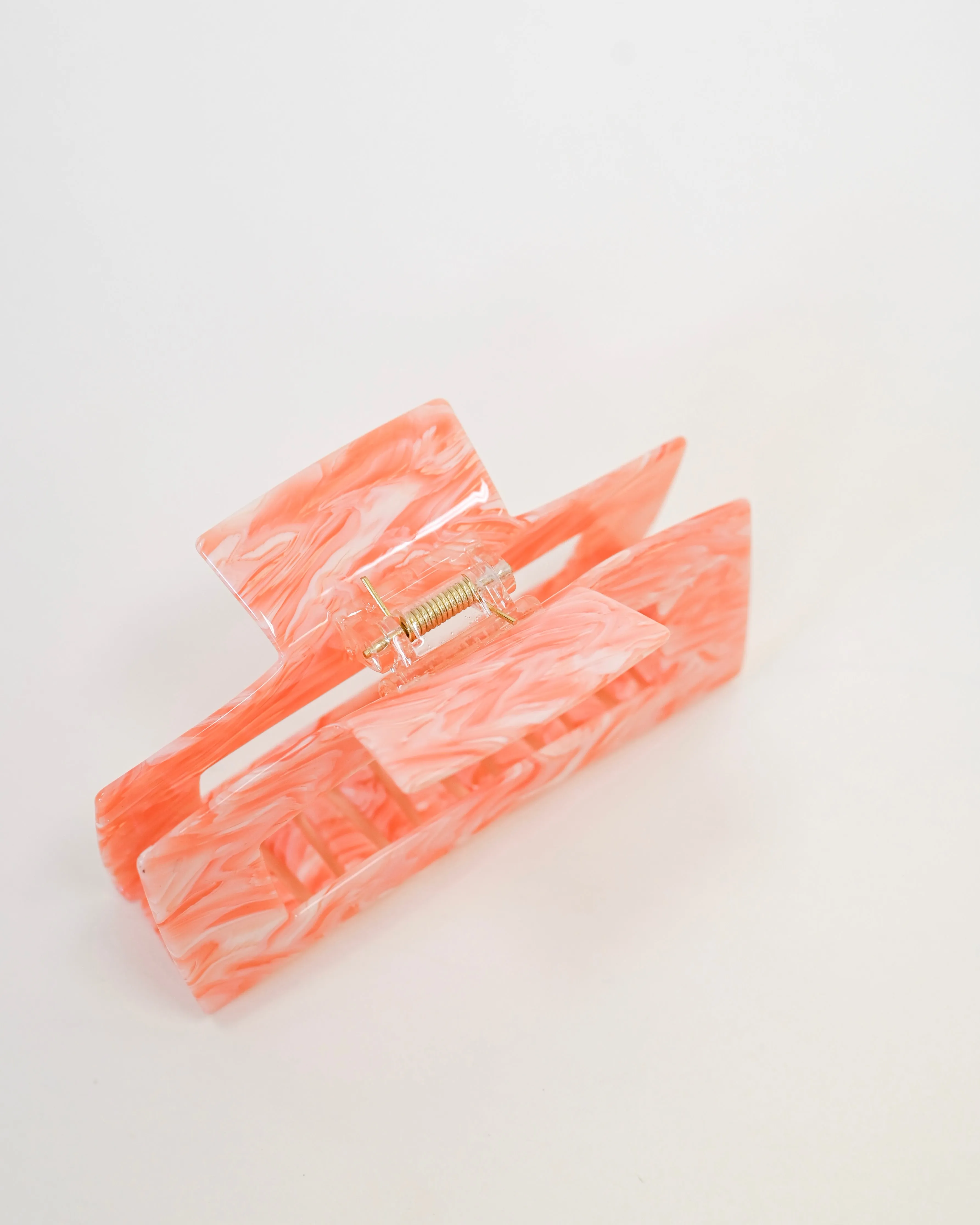 Peach Sorbet Jumbo Claw // Eco-Conscious