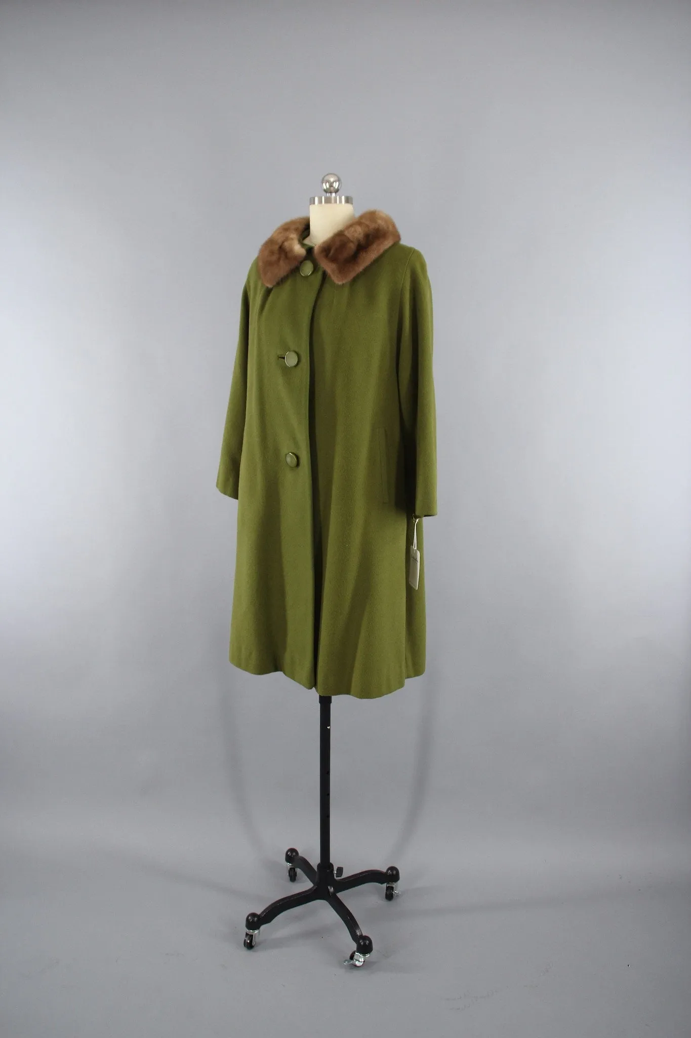 Vintage 1960s Cashmere Coat in Olive Army Green with Fur Collar